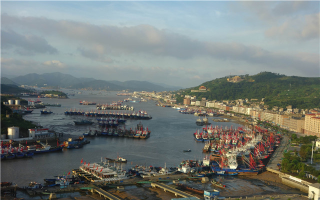 象山影视城泼水节,石浦渔港古城,石浦环港游精华2日游